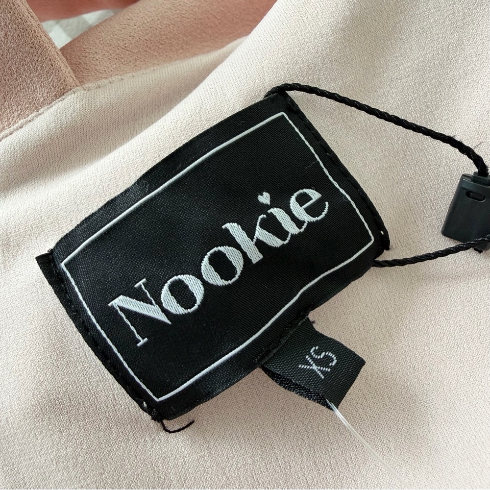 Nookie Hermosa Off-The-Shoulder Midi Dress Blush Pink Size XS NWT - Picture 11 of 12